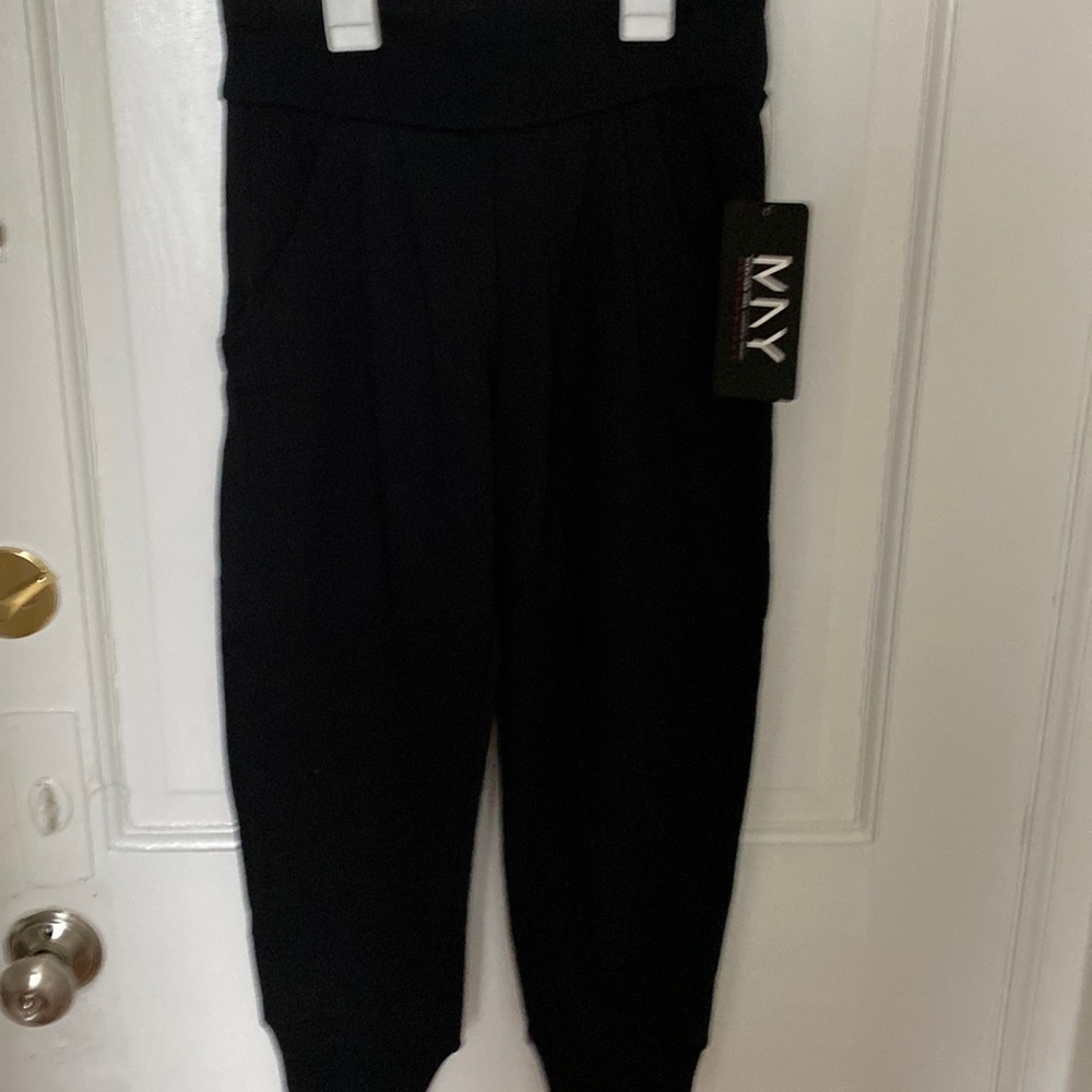 Marc New York, cropped joggers, size XS